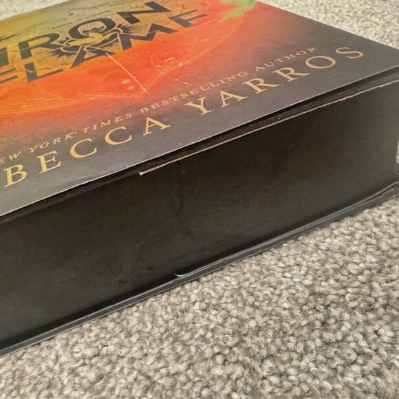 Sprayed Iron Flame & Onyx Storm Rebecca Yarros 1st Ed HC Fourth Wing Empyrean - Picture 10 of 14